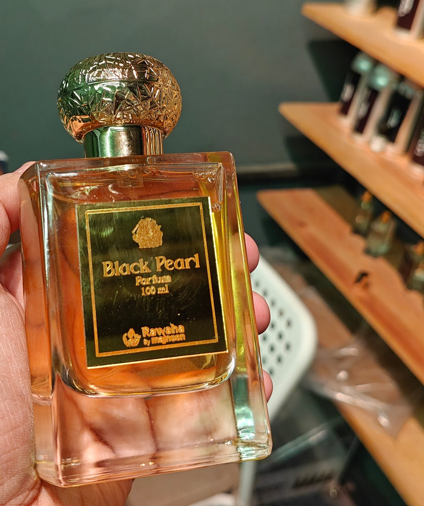 Rawaha Black Pearl – Premium Unisex Parfum (100 ml)
